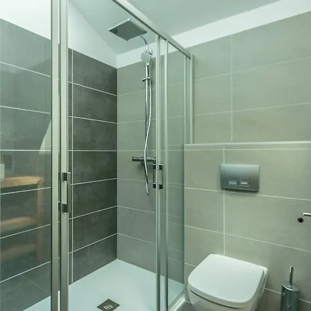 10 Personnes Champagny-en-vanoise, Parking, Animaux Admis, Balcon, Wifi - Fr-1-638-7 Apartment