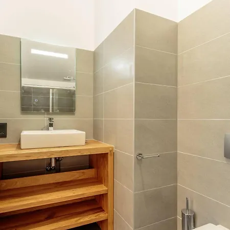 10 Personnes Champagny-en-vanoise, Parking, Animaux Admis, Balcon, Wifi - Fr-1-638-7 La Plagne